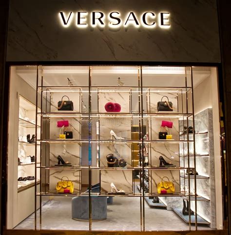 versace store bologna|Versace Bologna Galleria Cavour .